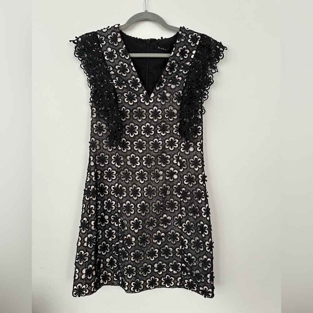 Black Halo lace dress size 2
